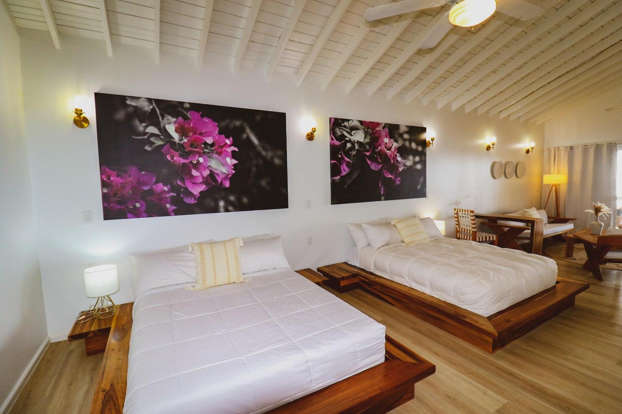 Luna Beach Luxury Boutique Beach Front Resort Jobs Bight Экстерьер фото